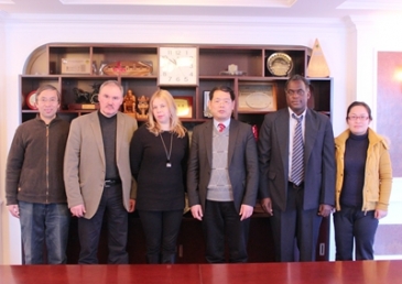 Vice President of Moscow State Forest University and Deputy Director of Cuban Institute of Agriculture and Forestry Visited Chinese Academy of Forestry for an Exchange