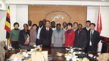 Meeting at CAF’s Bamboo Research & Development Center